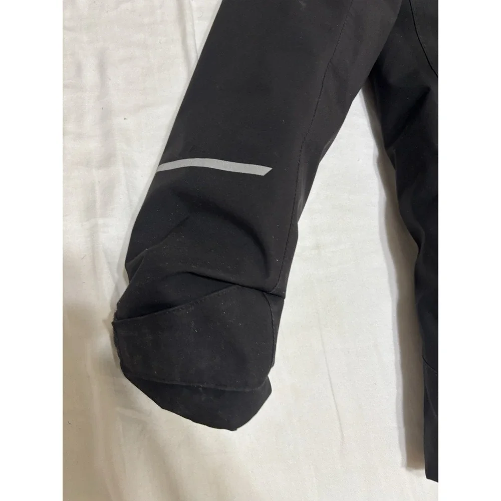 Helly Hansen Boys Quest Ski Jacket. Sz 12, Excellent condition No Hood